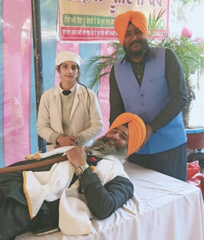 ਅੰਤਰ ਰਾਸ਼ਟਰੀ ਢਾਡੀ ਨਾਥ ਸਿੰਘ ਹਮੀਦੀ ਨੇ 24ਵੀਂ ਵਾਰ ਕੀਤਾ ਖ਼ੂਨਦਾਨ