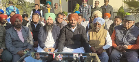 ਨਵਜੋਤ ਸਿੰਘ ਸਿੱਧੂ 3 ਜਨਵਰੀ ਨੂੰ ਬਰਨਾਲਾ ਵਿਖੇ ਕਰਨਗੇ ਵਿਸ਼ਾਲ ਰੈਲੀ….ਕਾਲਾ ਢਿੱਲੋਂ ਨੇ ਪ੍ਰੈੱਸ ਕਾਨਫ਼ਰੰਸ ਕਰਕੇ ਦਿੱਤੀ ਜਾਣਕਾਰੀ