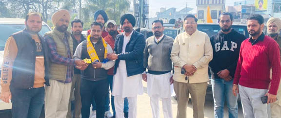 ਪ੍ਰਵੀਨ ਕੁਮਾਰ ਕਾਲਾ ਨੇ ਝਾੜੂ ਛੱਡ ਕੇ ਫੜ ਲਈ ਤੱਕੜੀ