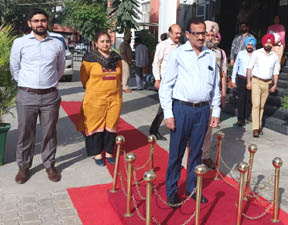 ਹਰੀਸ਼ ਨਾਇਰ ਨੇ ਡਿਪਟੀ ਕਮਿਸ਼ਨਰ ਬਰਨਾਲਾ ਵਜੋਂ ਅਹੁਦਾ ਸੰਭਾਲਿਆ