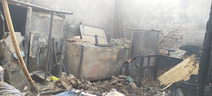 ਭੇਦਭਰੇ ਹਾਲਤਾ ’ਚ ਅੱਗ ਲੱਗਣ ਨਾਲ ਘਰ ਦਾ ਸਾਰਾ ਸਮਾਨ ਸੜ ਕੇ ਹੋਇਆ ਸੁਆਹ