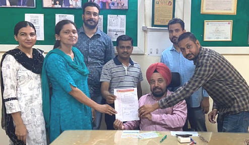 ਐਨਐਚਐਮ ਮੁਲਾਜ਼ਮਾਂ ਵੱਲੋਂ ਰੈਗੂਲਰ ਕਰਨ ਦੀ ਮੰਗ ਲਈ ਅਰਥੀਆਂ ਫੂਕਣ ਦਾ ਐਲਾਨ