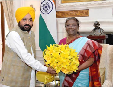 ਮੁੱਖ ਮੰਤਰੀ ਭਗਵੰਤ ਮਾਨ ਵੱਲੋਂ ਰਾਸ਼ਟਰਪਤੀ ਨੂੰ ਪੰਜਾਬ ਆਉਣ ਦਾ ਸੱਦਾ