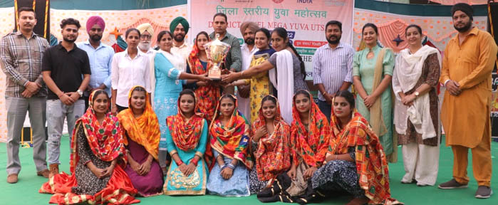 ਯੁਵਾ ਉਤਸਵ ਤਹਿਤ ਕਰਵਾਏ ਸੱਭਿਆਚਾਰਕ ਮੁਕਾਬਲੇ