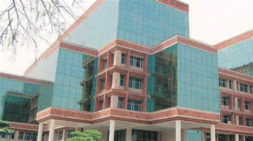 ਨਾ ਹਿੰਗ ਲੱਗੀ ਨਾ ਫਟਕੜੀ ਰੰਗ ਚੋਖਾ..ਡੀਸੀ ਦੀ ਪਤਨੀ ਨੇ “ਅਸਮਾਨ” ‘ਚ ਲਗਾਇਆ ਅਮਰੂਦਾਂ ਦਾ ਬਾਗ ਅਤੇ ਕਮਾਏ ਕਰੋੜਾਂ ਰੁਪਏ