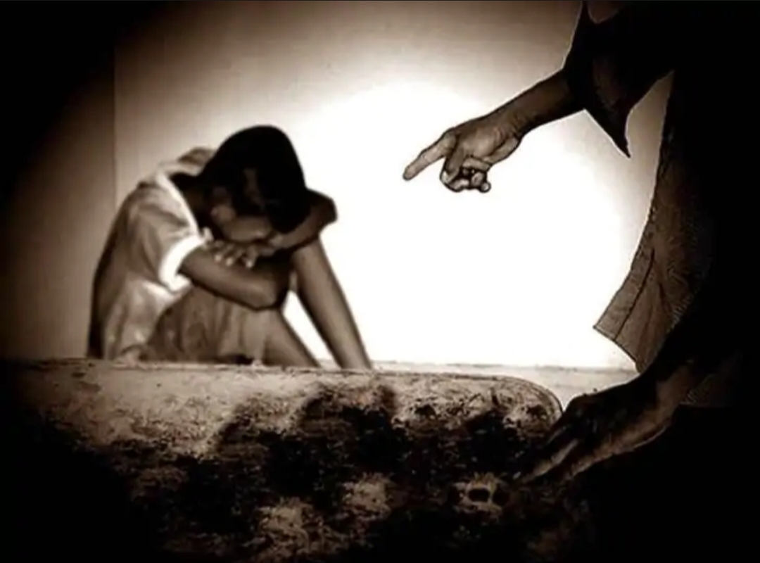 ਨਾਬਾਲਿਗ ਬੱਚੇ ਦੇ ਦੋਵੇਂ ਪੈਰ ਬੰਨ੍ਹ ਕੇ ਮਾਮੇ ਨੇ ਕੀਤਾ ਕੁਕਰਮ.. ਮਾਮਲਾ ਦਰਜ..ਦੋਸ਼ੀ ਫਰਾਰ