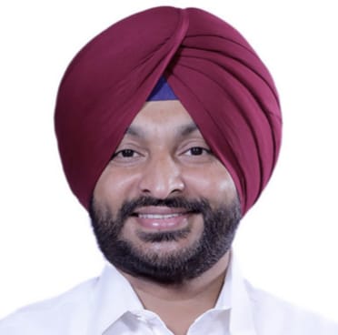 MP ਰਵਨੀਤ ਬਿੱਟੂ ਖੜ ਗਿਆ ਭਗਵੰਤ ਮਾਨ ਵਾਲੇ ਪਾਸੇ…ਜੀਜੇ-ਸਾਲੇ ਨੂੰ ਲੁਧਿਆਣਾ ਤੋਂ ਚੋਣ ਲੜਨ ਦੀ ਦਿੱਤੀ ਚੁਣੌਤੀ…!