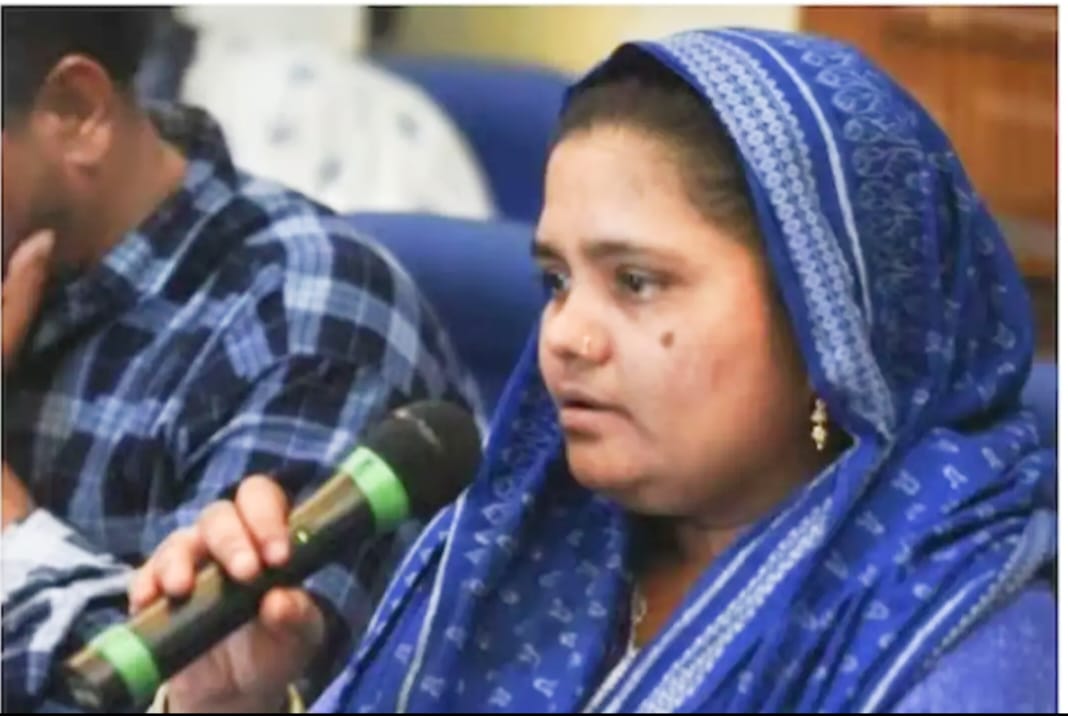 ਬਿਲਕਿਸ ਬਾਨੋ ਗੈਂਗਰੇਪ ਕੇਸ ਵਿੱਚ ਸੁਪਰੀਮ ਕੋਰਟ ਨੇ ਗੁਜਰਾਤ ਸਰਕਾਰ ਨੂੰ ਦਿੱਤਾ ਵੱਡਾ ਝਟਕਾ,ਦੋਸ਼ੀਆਂ ਦੀ ਸਜ਼ਾ ਮਾਫ਼ੀ ਕੀਤੀ ਰੱਦ