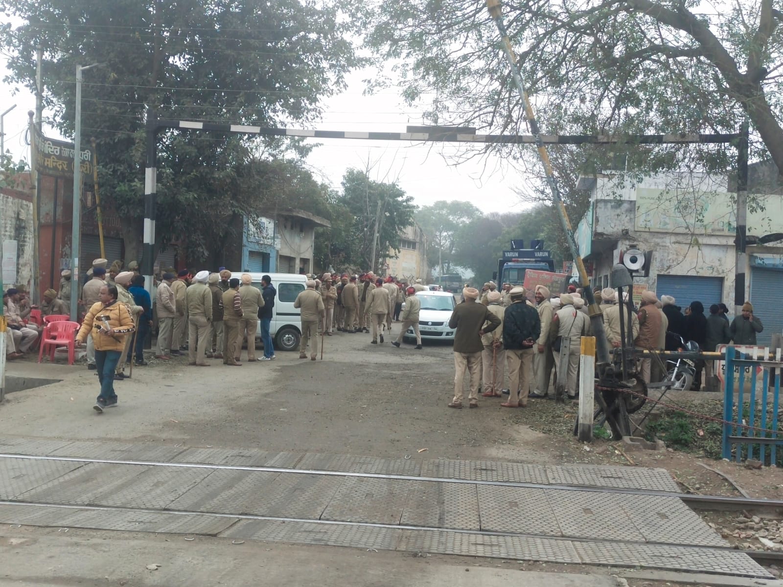 ਭਾਨਾ ਸਿੱਧੂ ਮਾਮਲੇ ‘ਚ ਪੁਲਿਸ ਦੀ ਵੱਡੀ ਕਾਰਵਾਈ…ਵੱਖ ਵੱਖ ਆਗੂਆਂ ਨੂੰ ਕੀਤਾ ਨਜ਼ਰਬੰਦ