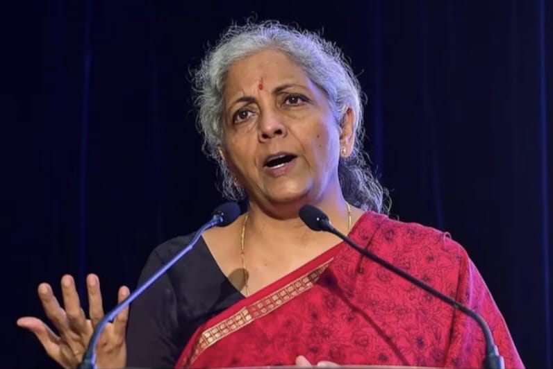 ਬਜਟ : ਆਮਦਨ ਟੈਕਸ ‘ਚ ਕੋਈ ਛੋਟ ਨਹੀਂ, ਲੜਕੀਆਂ ਨੂੰ ਸਰਵਾਈਕਲ ਕੈਂਸਰ ਦਾ ਟੀਕਾ ਮੁਫ਼ਤ…ਪੜ੍ਹੋ ਹੋਰ ਕੀ ਕੁਝ ਹੈ ਬਜਟ ਵਿੱਚ