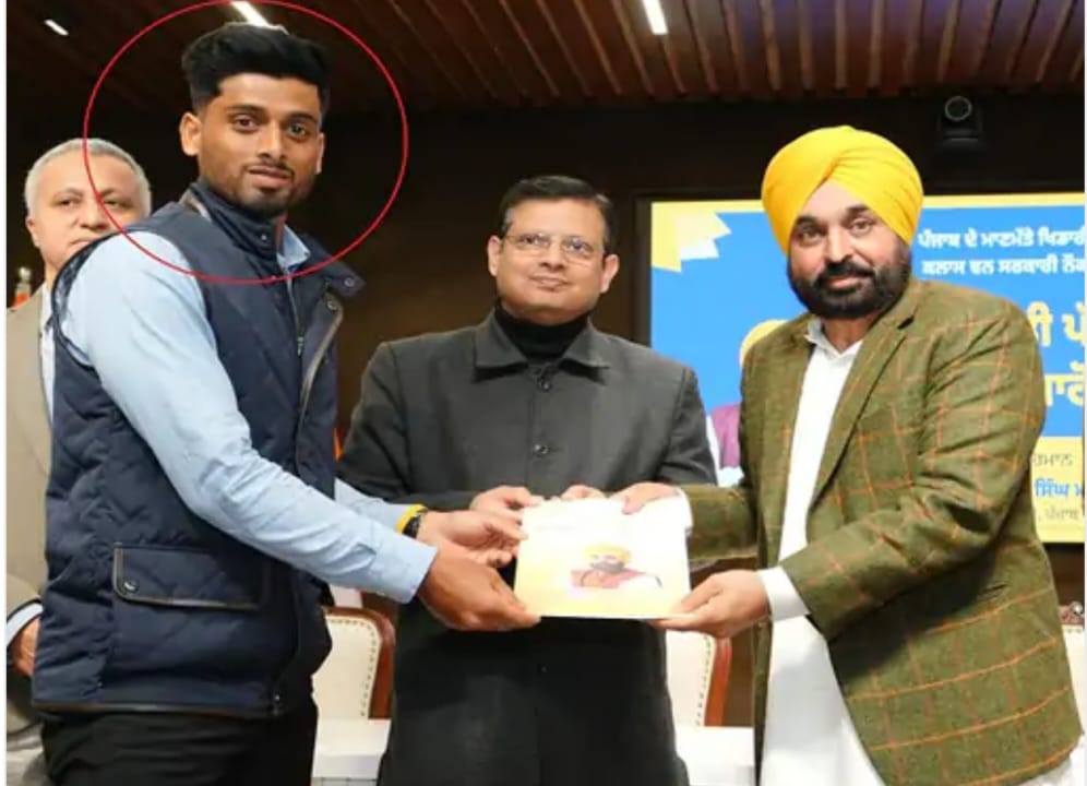 …ਅਜੇ ਪਰਸੋਂ DSP ਬਣੇ ਹਾਕੀ ਖਿਡਾਰੀ ‘ਤੇ ਹੋ ਗਿਆ ਬਲਾਤਕਾਰ ਦਾ ਪਰਚਾ,ਨਾਬਾਲਿਗ ਕੁੜੀ ਨੇ ਲਗਾਏ ਰੇਪ ਦੇ ਦੋਸ਼