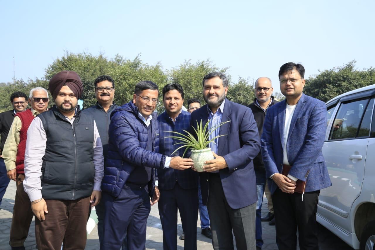 ਟਰਾਈਡੈਂਟ ਕੰਪਲੈਕਸ ਧੌਲਾ ਵਿਖੇ ਇੱਕ ਰੋਜ਼ਾ ਸੇਫਟੀ ਟ੍ਰੇਨਿੰਗ ਪ੍ਰੋਗਰਾਮ ਦਾ ਆਯੋਜਨ