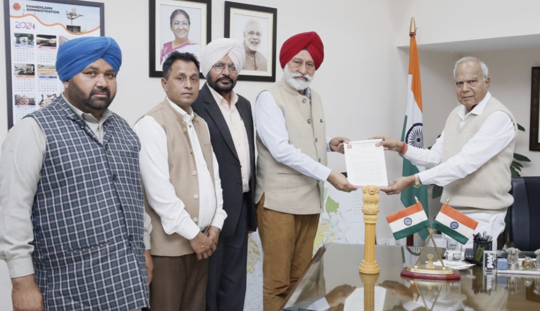 ਡਿਪੂ ਹੋਲਡਰਾਂ ਤੋਂ ਬਾਇਓਮੈਟ੍ਰਿਕ ਮਸ਼ੀਨਾਂ ਖੋਹ ਕੇ ਮਾਰਕਫੈੱਡ ਨੂੰ ਦੇ ਦਿੱਤੀਆਂ…ਡਿਪੂ ਹੋਲਡਰਾਂ ਨੇ ਰਾਜਪਾਲ ਨੂੰ ਦਿੱਤਾ ਮੰਗ ਪੱਤਰ