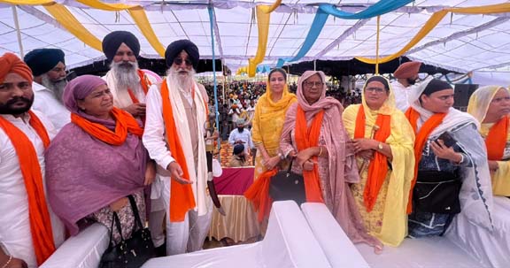 ਨਾਮਜ਼ਦਗੀ ਪੱਤਰ ਭਰਨ ਤੋਂ ਪਹਿਲਾਂ ਮਾਨ ਨੇ ਕੀਤਾ ਵੱਡਾ ਇਕੱਠ…ਕੱਢਿਆ ਵਿਸ਼ਾਲ ਰੋਡ ਸ਼ੋਅ