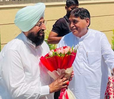 ਪ੍ਰਤਾਪ ਸਿੰਘ ਬਾਜਵਾ ਦੀ ਸਾਬਕਾ ਮੰਤਰੀ ਦੇ ਘਰ ਫੇਰੀ ਦੀ ਚਰਚਾ…ਹੋ ਸਕਦੀ ਹੈ ਘਰ ਵਾਪਸੀ