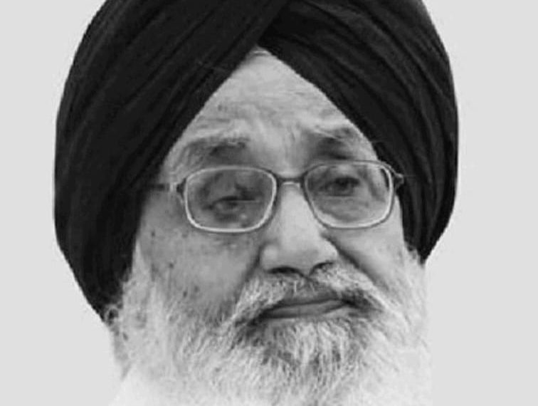 ਬਾਪੂ ਫੇਰ ਬਹੁੜਿਆ ਪੁੱਤਰ ਦੇ ਮਾੜੇ ਸਮੇਂ ‘ਚ… ਸੁਖਬੀਰ ਬਾਦਲ ਦੇ ਪੱਤਰ ਦੀ ਚਰਚਾ ਦੌਰਾਨ “ਵੱਡੇ ਬਾਦਲ” ਦਾ ਪੱਤਰ ਹੋਇਆ ਵਾਇਰਲ