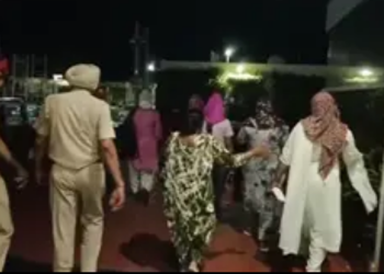 ਸਪਾ ਸੈਂਟਰ ਦੀ ਆੜ ‘ਚ ਹੁੰਦਾ ਸੀ ਦੇਹ ਵਪਾਰ…8 ਕੁੜੀਆਂ 6 ਮੁੰਡੇ ਕਾਬੂ