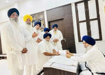 ਸੁਖਬੀਰ ਬਾਦਲ ਵੱਲੋਂ ਦਿੱਤੇ ਬੰਦ ਲਿਫ਼ਾਫ਼ੇ ‘ਤੇ ਅਕਾਲ ਤਖ਼ਤ ਦੇ ਜਥੇਦਾਰ ਨੇ ਕੀ ਕਿਹਾ…ਪੜ੍ਹੋ ਖ਼ਬਰ