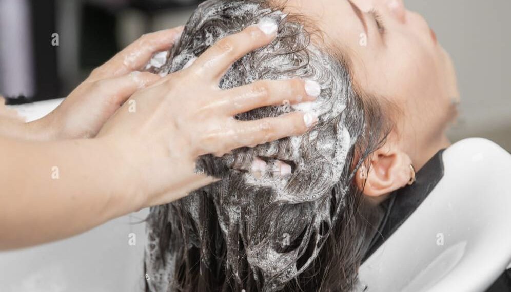 …ਤਾਂ ਕੀ ਹੁਣ ਪੰਜਾਬ ‘ਚ ਹੇਅਰ ਸੈਲੂਨ ਬੰਦ ਹੋ ਜਾਣਗੇ….! ਪ੍ਰਦੂਸ਼ਣ ਕੰਟਰੋਲ ਬੋਰਡ ਵੱਲੋਂ ਹੇਅਰ ਸੈਲੂਨ ਮਾਲਕਾਂ ਨੂੰ ਸਖ਼ਤ ਨੋਟਿਸ ਜਾਰੀ