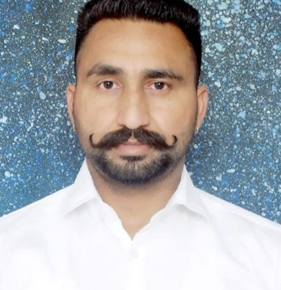 ਇੰਸਪੈਕਟਰ ਕਹਿੰਦਾ…ਯੋਗਤਾ ਦੀ ਗੱਲ ਛੱਡੋ, ਸੁਸਾਇਟੀ ਦਾ ਕੰਮ ਆਉਂਦਾ ਦੇਖੋ.. ਸ਼ਹਿਣਾ ’ਚ ਸੇਲਜਮੈਨ ਦੀ ਨਿਯੁਕਤੀ ‘ਤੇ ਉੱਥੇ ਸਵਾਲ