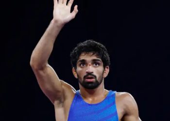 ਖਿਡਾਰੀਆਂ ਦੀ ਚੋਣ ਨੀਤੀ ‘ਤੇ ਸਵਾਲ…ਸਿਰਫ 10 ਘੰਟੇ ‘ਚ 4.6 ਕਿਲੋ ਗ੍ਰਾਮ ਭਾਰ ਘੱਟ ਕੀਤਾ ਕਾਂਸੀ ਦਾ ਮੈਡਲ ਜਿੱਤਣ ਵਾਲੇ ਅਮਨ ਸਹਿਰਾਵਤ ਨੇ…!