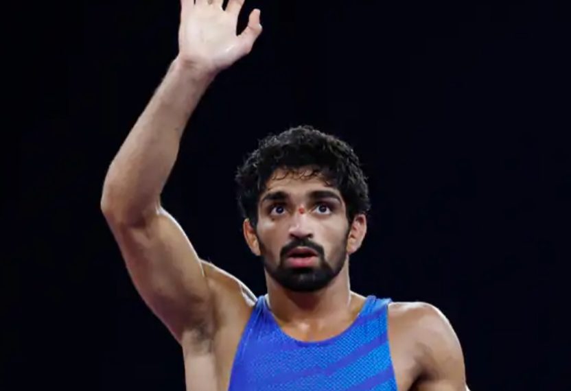 ਖਿਡਾਰੀਆਂ ਦੀ ਚੋਣ ਨੀਤੀ ‘ਤੇ ਸਵਾਲ…ਸਿਰਫ 10 ਘੰਟੇ ‘ਚ 4.6 ਕਿਲੋ ਗ੍ਰਾਮ ਭਾਰ ਘੱਟ ਕੀਤਾ ਕਾਂਸੀ ਦਾ ਮੈਡਲ ਜਿੱਤਣ ਵਾਲੇ ਅਮਨ ਸਹਿਰਾਵਤ ਨੇ…!