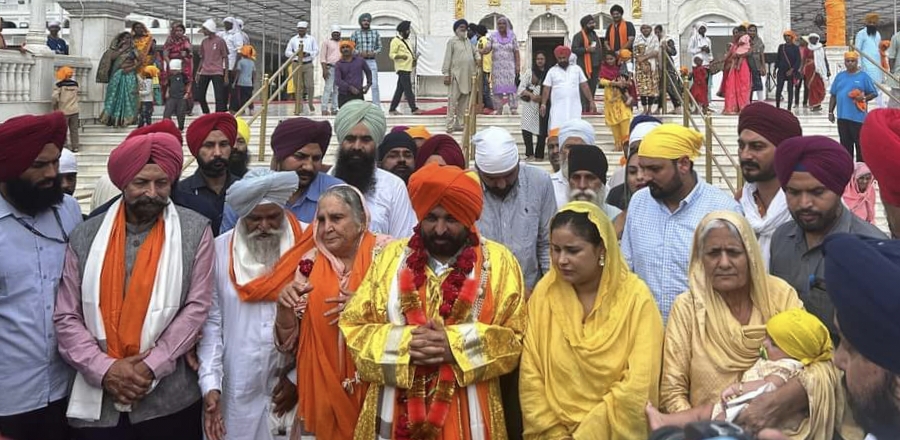 ਤਖਤ ਸ੍ਰੀ ਹਜ਼ੂਰ ਸਾਹਿਬ ਵਿਖੇ CM ਭਗਵੰਤ ਮਾਨ ਨੂੰ ਸਿਰੋਪਾਓ ਦੇਣ ਵਾਲੇ ਨੇ ਮੰਗੀ ਮਾਫ਼ੀ…ਪਰਮਜੀਤ ਸਰਨਾ ਦਾ ਖ਼ੁਲਾਸਾ