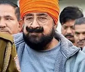 ਠੱਗੀਆਂ ਮਾਰ ਕੇ ਇਕੱਠੀ ਕੀਤੀ ਜਾਇਦਾਦ ਏਥੇ ਹੀ ਰਹਿ ਗਈ…ਤੁਰ ਗਿਆ ਪਰਲਜ਼ ਗਰੁੱਪ ਦਾ ਮਾਲਕ