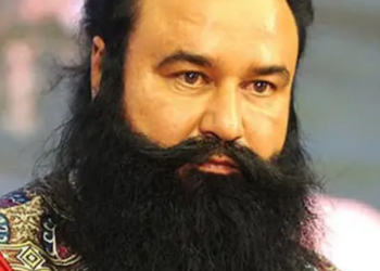 ਡੇਰਾ ਸਿਰਸਾ ਮੁਖੀ ਦੀਆਂ ਵਧੀਆਂ ਮੁਸ਼ਕਿਲਾਂ…ਸੁਪਰੀਮ ਕੋਰਟ ਨੇ ਕਤਲ ਦੇ ਮਾਮਲੇ ‘ਚ ਕੀਤਾ ਨੋਟਿਸ ਜਾਰੀ