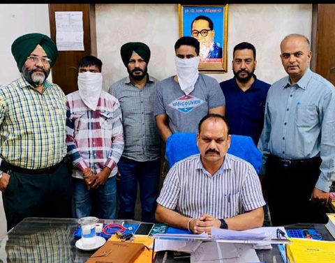 SHO ਦੀ ‘ਡਿਮਾਂਡ’ ਪੂਰੀ ਕਰਦੀ ਰਹੀ ਬੇਵੱਸ ਔਰਤ…ਪਰ ਫਿਰ ਇੱਕ ਦਿਨ ਚੁੱਕਿਆ ਵੱਡਾ ਕਦਮ.. ਤੇ ਹੁਣ SHO ਸਲਾਖਾਂ ਪਿੱਛੇ