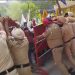 MP ਮੀਤ ਹੇਅਰ ਦੀ ਕੋਠੀ ਦੇ ਬਾਹਰ ਆਦਰਸ਼ ਸਕੂਲਾਂ ਦੇ ਅਧਿਆਪਕਾਂ ਨਾਲ ਪੁਲਿਸ ਦੀ ਧੱਕਾਮੁੱਕੀ…ਕੁਝ ਅਧਿਆਪਕ ਜ਼ਖਮੀ ਵੀ ਹੋਏ