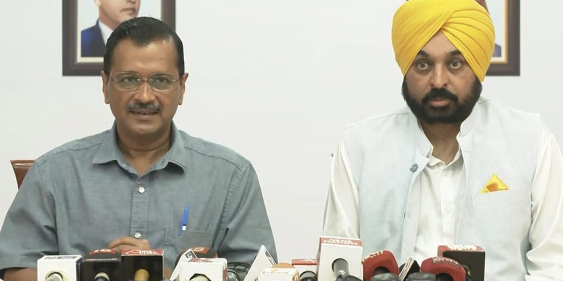 ਅਰਵਿੰਦ ਕੇਜਰੀਵਾਲ ਨੇ ਆਪਣੇ ਹੱਥਾਂ ‘ਚ ਲਿਆ ਪੰਜਾਬ ਦਾ ਕੰਟਰੋਲ..RTI ਐਕਟੀਵਿਸਟ ਮਾਨਿਕ ਗੋਇਲ ਦਾ ਖੁਲਾਸਾ