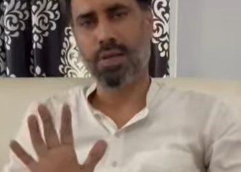 ਗੁਰਦੀਪ ਸਿੰਘ ਬਾਠ ਨੇ ਕੀਤੀ ਬਗਾਵਤ…ਐਮਪੀ ਧੜੇ ਦੇ ਖੁਸ਼ੀ ਦੇ ਲੱਡੂਆਂ ‘ਚ ਪਾਇਆ ਬਗਾਵਤੀ ਰੇਤਾ