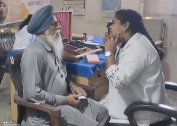 ਟਰੱਕ ਯੂਨੀਅਨ ਮਹਿਲ ਕਲਾਂ ‘ਚ ਅੱਖਾਂ ਦਾ ਫਰੀ ਚੈਕਅੱਪ ਕੈਂਪ ਲਗਾਇਆ