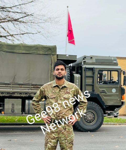 ਪਿੰਡ ਪੰਡੋਰੀ ਦੇ ਨੌਜਵਾਨ ਨੇ ਪਾਈ ਇੰਗਲੈਂਡ ਦੀ ਫੌਜ ਦੀ ਵਰਦੀ…ਪਿੰਡ ‘ਚ ਖੁਸ਼ੀ ਦੀ ਲਹਿਰ…DC ਨੇ ਪਰਿਵਾਰ ਨੂੰ ਦਿੱਤੀ ਵਧਾਈ