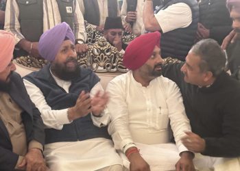 ਭਗਵੰਤ ਮਾਨ ਸਰਕਾਰ ਸੂਬੇ ਦੇ ਲੋਕਾਂ ‘ਤੇ ਇੱਕ ਹੋਰ ਵਿੱਤੀ ਬੋਝ ਪਾਉਣ ਦੀ ਤਿਆਰੀ ‘ਚ…ਪ੍ਰਤਾਪ ਸਿੰਘ ਬਾਜਵਾ ਨੇ ਕੀਤੀ ਨਿੰਦਾ