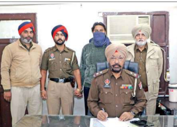 ਤਕਰਾਰਬਾਜ਼ੀ ਦੀ ਘਟਨਾ ਨੂੰ ਸੋਸ਼ਲ ਮੀਡੀਆ ‘ਤੇ ਲਾਈਵ ਚਲਾਉਣ ਵਾਲੇ ਪੱਤਰਕਾਰਾਂ ਦੇ ਖ਼ਿਲਾਫ਼ ਮੁਕੱਦਮਾ ਦਰਜ