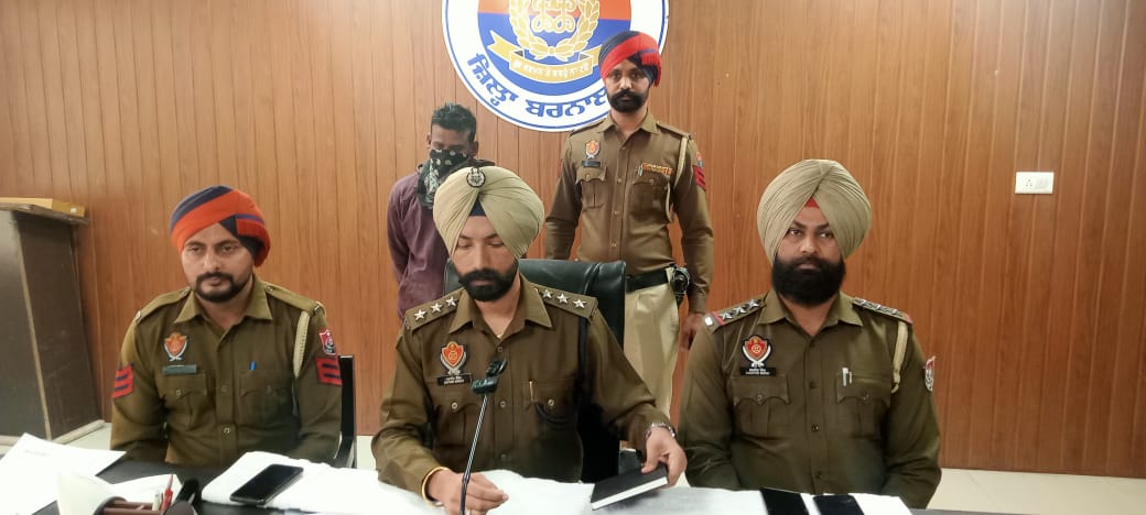 ਫੜਿਆ ਗਿਆ ਮੰਗਲ ਦਾ ਕਾਤਲ ਚਮਕੀਲਾ ਤੇ ਉਹਦਾ ਨਾਬਾਲਿਗ ਪੁੱਤਰ