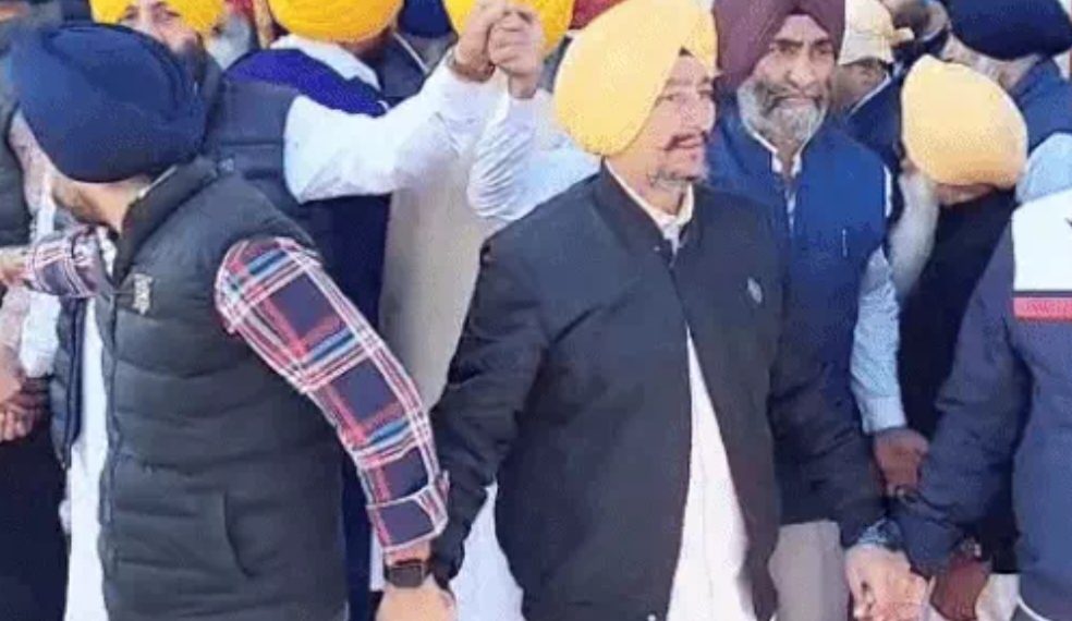 ਸੁਖਬੀਰ ਬਾਦਲ ‘ਤੇ ਜਾਨਲੇਵਾ ਹਮਲਾ…ਅਣਪਛਾਤੇ ਵਿਅਕਤੀ ਨੇ ਚਲਾਈ ਗੋਲੀ