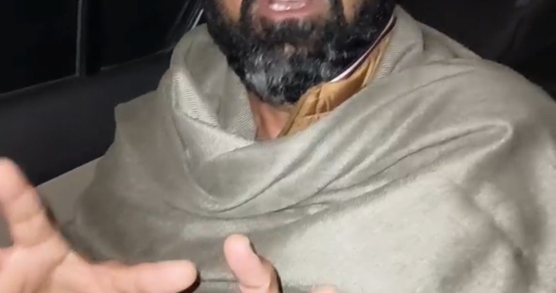 …ਮੈਨੂੰ ਚੋਣ ਪ੍ਰਚਾਰ ਤੋਂ ਰੋਕਿਆ ਜਾ ਰਿਹੈ…ਅੱਜ ਸਵੇਰੇ 4 ਵਜੇ LIVE ਹੋ ਗਿਆ ਹੰਡਿਆਇਆ ‘ਚ ਕਾਂਗਰਸੀ ਉਮੀਦਵਾਰ…!