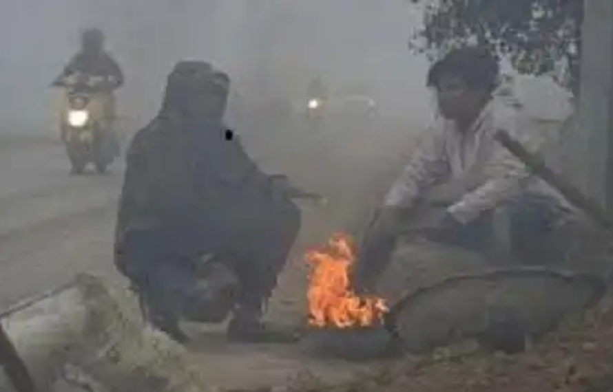 ਘਰ ਤੋਂ ਬਾਹਰ ਜਾ ਰਹੇ ਹੋ…ਟੌਹਰ ਸ਼ੌਕੀਨੀ ਮੌਸਮ ਵੇਖ ਕੇ ਲਾਓ… ਆਉਣ ਵਾਲੇ ਦਿਨਾਂ ਚ ਵਧੇਗੀ ਠੰਡ