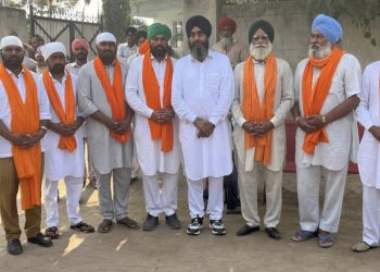 ਪਿੰਡ ਮਹਿਲ ਖੁਰਦ ‘ਚ ਹੁਣ ਨਹੀਂ ਬਣੇਗਾ ਪ੍ਰਵਾਸੀਆਂ ਦਾ ਆਧਾਰ ਕਾਰਡ ਅਤੇ ਵੋਟ