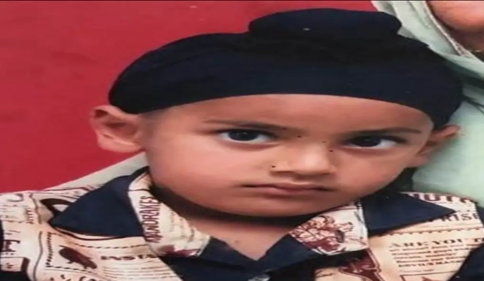 ਆਪਣੇ ਬੱਚੇ ਆਪ ਹੀ ਬਚਾਓ ਭਾਈ..11 ਕੁ ਸਾਲਾਂ ਦੇ ਬੱਚੇ ਨੂੰ ਅਵਾਰਾ ਕੁੱਤਿਆਂ ਨੇ ਨੋਚ-ਨੋਚ ਕੇ ਖਾਧਾ