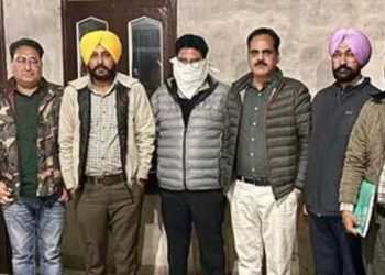 ਘਰੇਲੂ ਸਪਲਾਈ ਦਾ ਬਿਜਲੀ ਟ੍ਰਾਂਸਫਾਰਮਰ ਲਗਾਉਣ ਬਦਲੇ ਰਿਸ਼ਵਤ ਲੈਂਦਾ ਪਾਵਰਕਾਮ ਦਾ JE ਰੰਗੇਂ ਹੱਥੀਂ ਹੱਥੀ ਕਾਬੂ