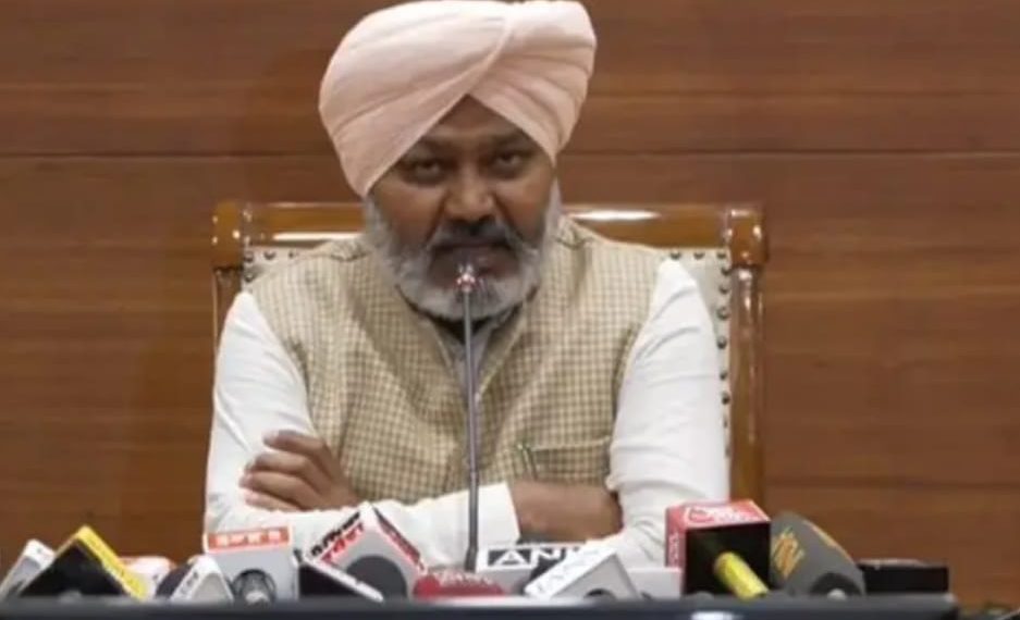 ਪੰਜਾਬ ਸਰਕਾਰ ਸ਼ਰਾਬ ਤੋਂ ਵੱਧ ਕਮਾਈ ਕਰੇਗੀ… ਬੀਅਰ ਦੀਆਂ ਦੁਕਾਨਾਂ ਵਧਣਗੀਆਂ, ਸ਼ਰਾਬ ‘ਤੇ ਗਊ ਟੈਕਸ ‘ਚ ਵੀ ਹੋਇਆ ਵਾਧਾ