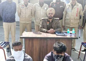 ਕੱਲੀ ਸੀ ਘਰੇ ਭਾਬੀ…ਦਿਓਰ ਹੀ ਨਿਕਲਿਆ ਲੁਟੇਰਾ…ਹਥਿਆਰਾਂ ਦੇ ਜ਼ੋਰ ‘ਤੇ ਨਗਦੀ ਤੇ ਗਹਿਣੇ ਲੈ ਕੇ ਫ਼ਰਾਰ