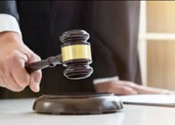 FCI ਦੋ ਰਿਸ਼ਵਤਖ਼ੋਰ ਅਧਿਕਾਰੀਆਂ ਨੂੰ 5 ਸਾਲ ਦੀ ਕੈਦ ਅਤੇ 1 ਲੱਖ ਜੁਰਮਾਨਾ