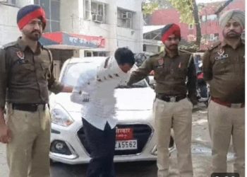 ਸੌ ਦਿਨ ਚੋਰ ਦਾ,ਇੱਕ ਦਿਨ ਸਾਧ ਦਾ…ਪੁਲਿਸ ਨੇ ਫੜਿਆ ਨਕਲੀ IAS ਅਫ਼ਸਰ