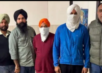 ਇੱਕ ਘੜੀ, ਸੋਨੇ ਦੀ ਚੇਨ ਤੇ ਕੀਮਤੀ ਫੋਨ ਨੇ ਫਸਾਤਾ ਮਹਿਲ ਕਲਾਂ ਦਾ ਥਾਣੇਦਾਰ ਜੱਗਾ ਸਿੰਘ ਤੇ ਸਿਪਾਹੀ ਗੁਰਪ੍ਰੀਤ…!