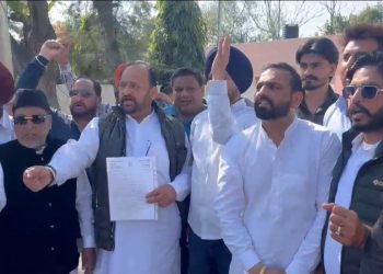 ਬਰਨਾਲੇ ਦੇ ਕਾਂਗਰਸੀ ਆਗੂਆਂ ਨਾਲ ਪੁਲਿਸ ਨੇ ਕੀਤਾ ‘ਧੋਖਾ’…ਅਸੀਂ ਅੱਗੇ ਤੋਂ ਇਹਨਾਂ ‘ਤੇ ਯਕੀਨ ਨਹੀਂ ਕਰਾਂਗੇ-ਮਹੇਸ਼ ਲੋਟਾ